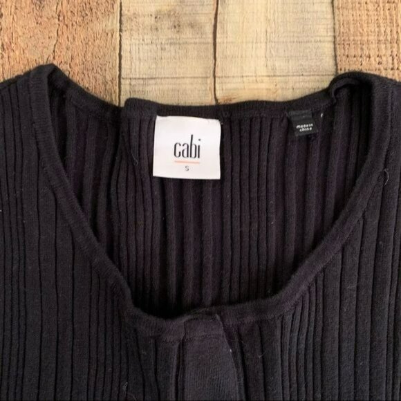 Cabi womens sz small black ribbed knit long sleeve button up top with ruffle hem - Picture 4 of 8